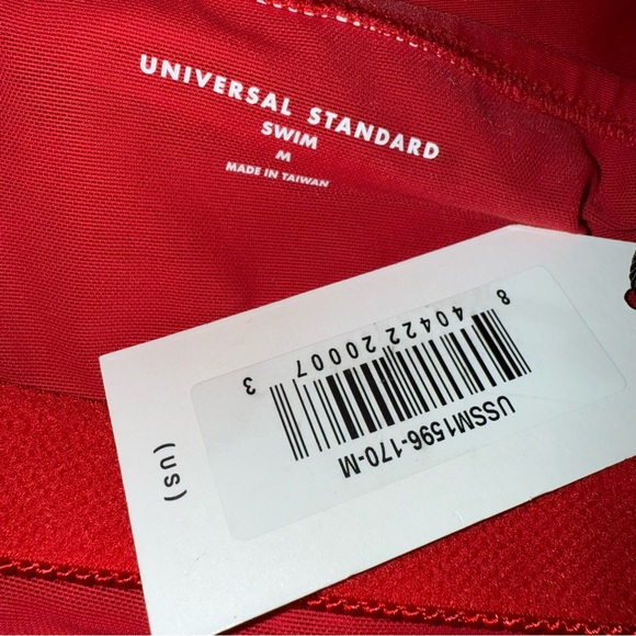 Universal Standard The Square Neck Swimsuit Baywatch Red Size M 18/20 NWT - Picture 2 of 7
